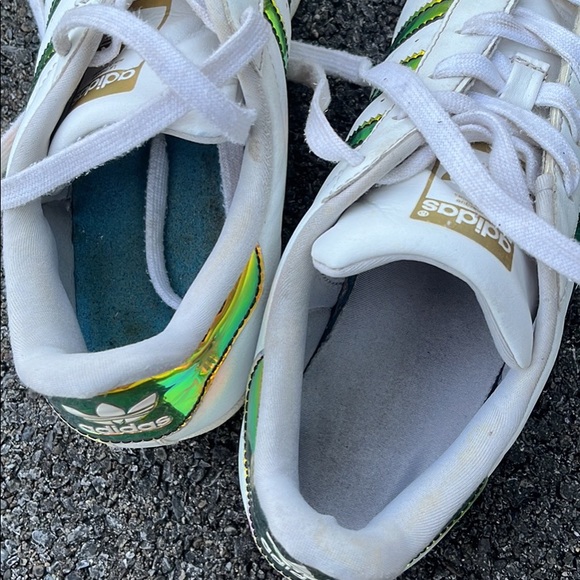 Holographic adidas superstars womens 6.5 - Picture 4 of 4
